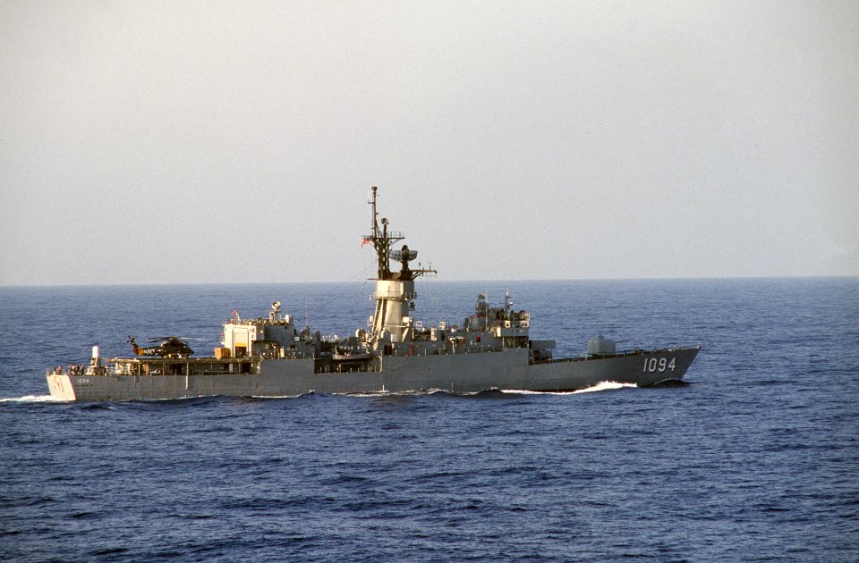 Starboard view of USS Pharris (FF-1094) underway in the Mediterranean c1987 DN-ST-88-04170