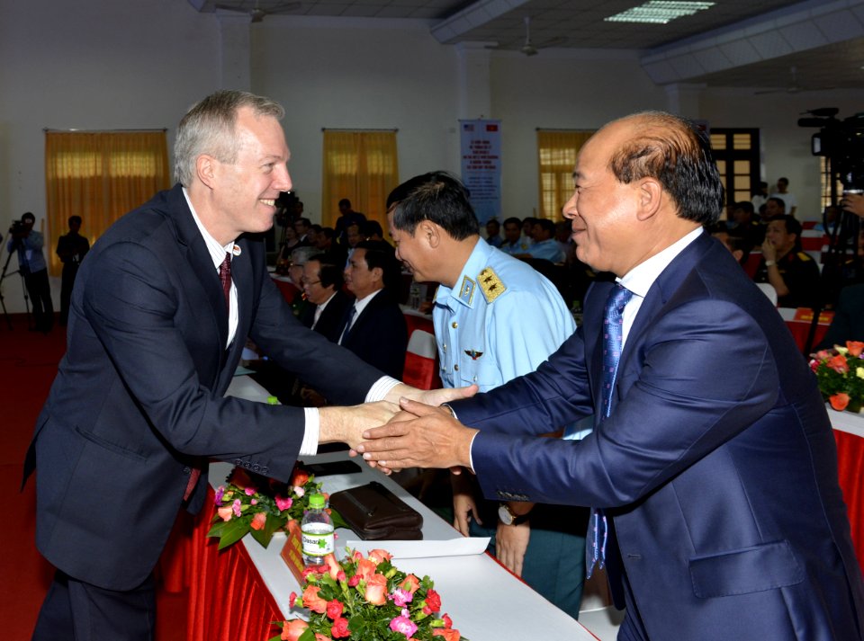 Start of Second Phase of Dioxin Contamination Treatment at Danang Airport (30102461170)