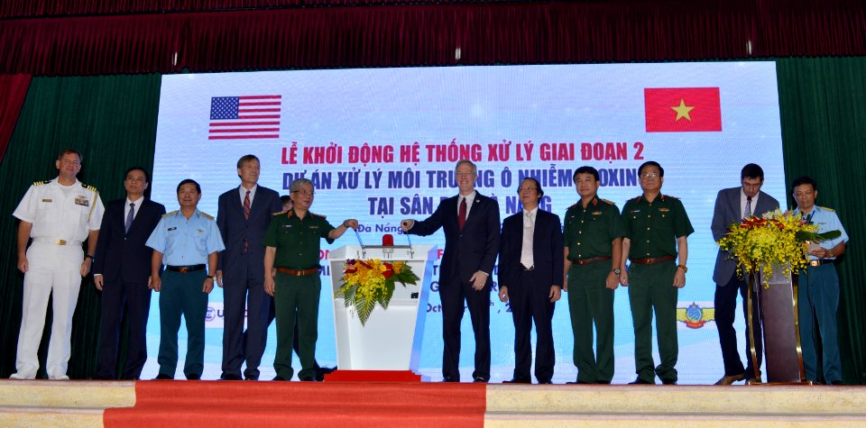 Start of Second Phase of Dioxin Contamination Treatment at Danang Airport (30102464680)