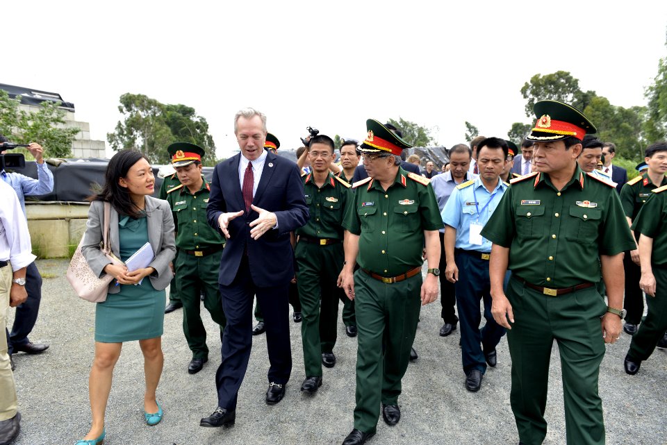 Start of Second Phase of Dioxin Contamination Treatment at Danang Airport (30102470710)