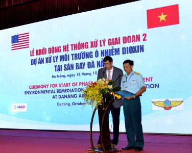 Start of Second Phase of Dioxin Contamination Treatment at Danang Airport (30399736695)