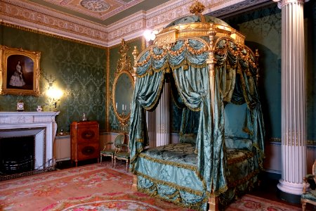 State Bedroom - Harewood House - West Yorkshire, England - DSC01805