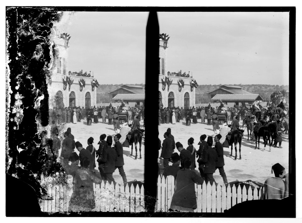State visit to Jerusalem of Wilhelm II of Germany in 1898. Crowd at Jerusalem railroad station. LOC matpc.04577