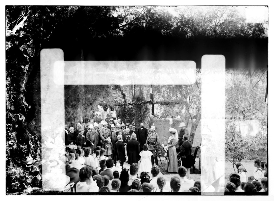 State visit to Jerusalem of Wilhelm II of Germany in 1898. Emperor and Empress at garden reception. LOC matpc.04615