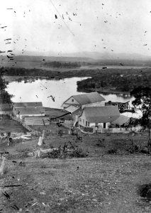 StateLibQld 1 137163 View of buildings at Auckland Creek, Gladstone, ca. 1870