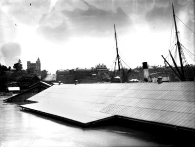 StateLibQld 1 137759 Brisbane floods, 1893 photo