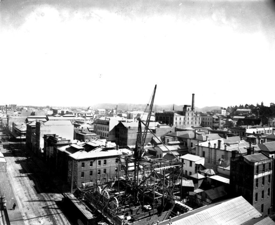 StateLibQld 1 137899 Looking west over the rooftops of Brisbane, ca. 1908