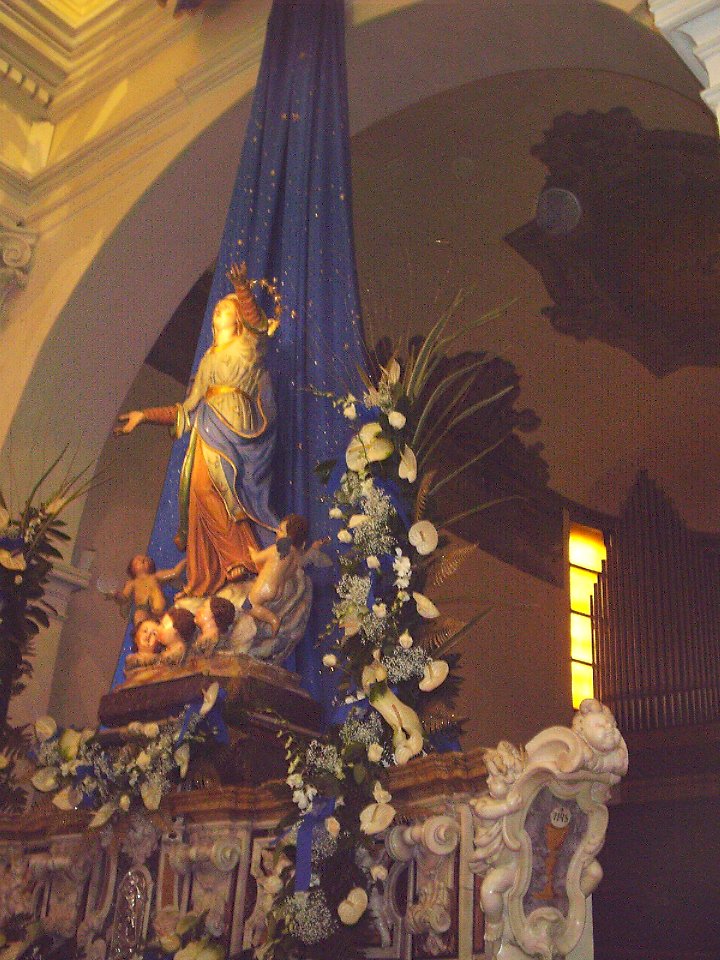 Statua dell'Assunta Madonna della Valle