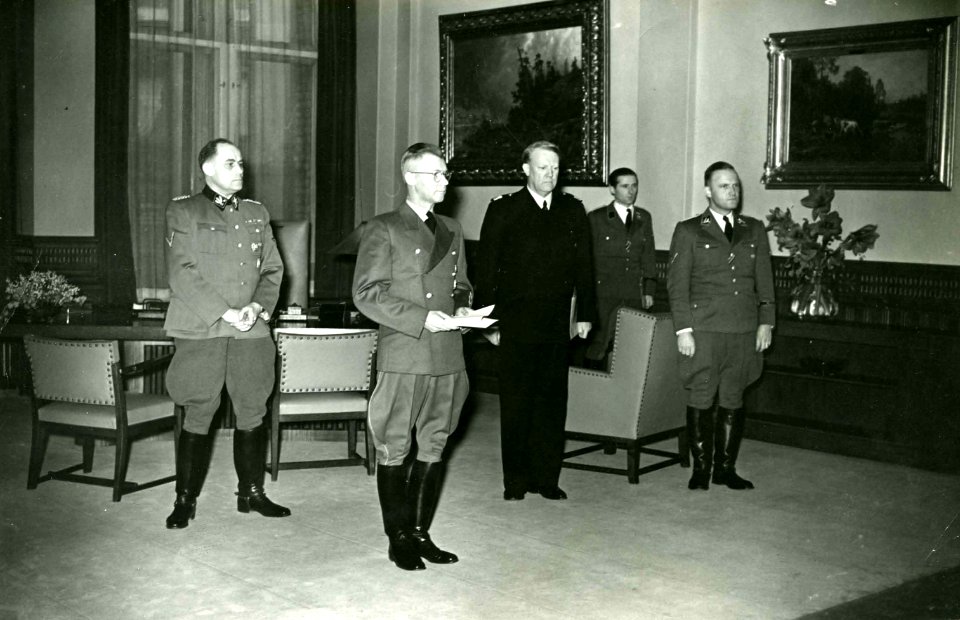 Statsakten, mottakelse på Stortinget.