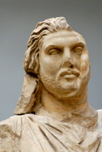 Statue Maussollos BM Sc1000 n3