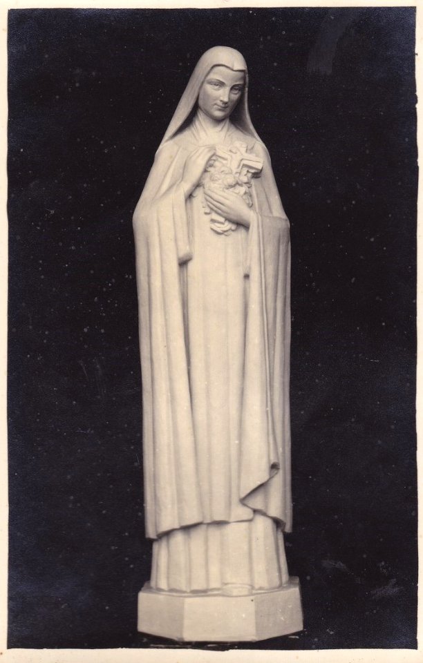 Statue moderne de Sainte Thérèse de Lisieux - Sainterie de Vendeuvre-sur-Barse
