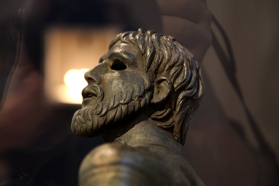 Statue of a prisonner-RHO.2007.06.1962-IMG 9175