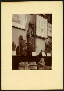 Statues (sculptures) - J-A Brutails - Université Bordeaux Montaigne - 1531