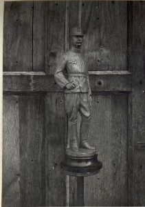 Statue von Exzellenz Hauer, 4.Armeekommando (BildID 15693446)