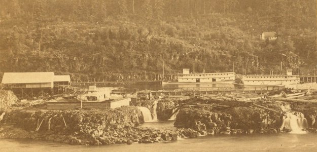 Steamboats in boat basin, Oregon City - c. 1865