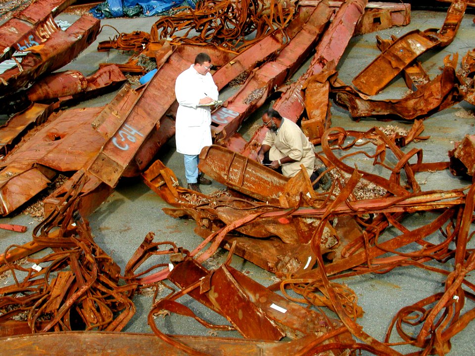 Steel from Collapsed WTC Towers (5941047922)