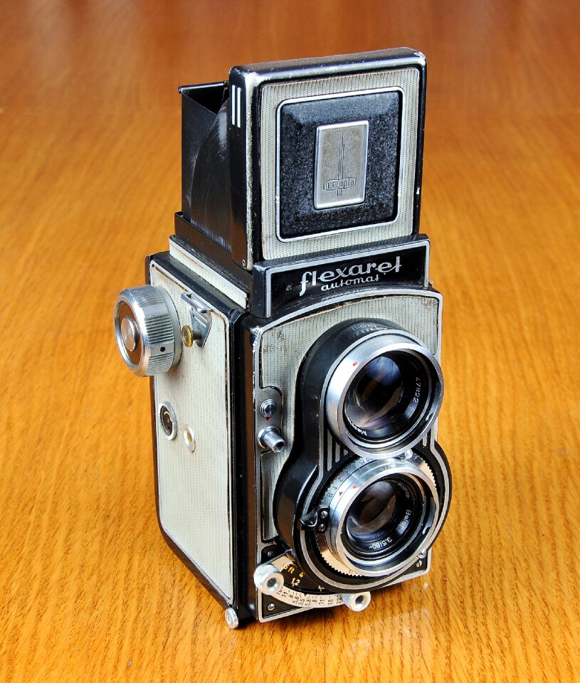 Flexaret photo lens