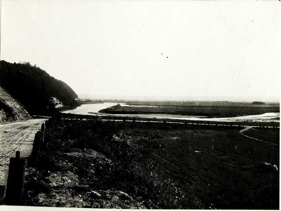 Steilhang gegen Zurawno. (BildID 15591391)