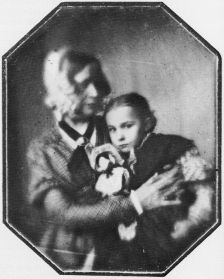 Steinheil und Kobell - Elise Steinheil mit Tochter Lina (Zeno Fotografie)