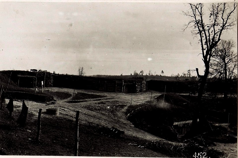 Stellung des Feldkanonenregiments Nr.2-3, Batterie (BildID 15705139)