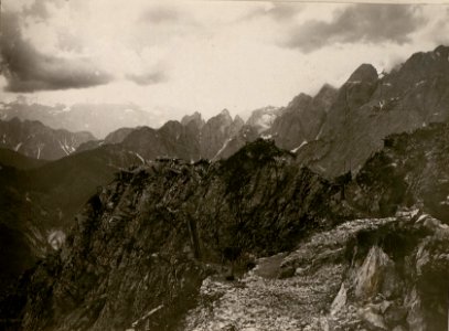 Stellungen und Unterkünfte am Schwarzenberg, (4-7.1917.) (BildID 15800133)