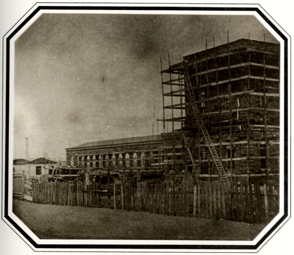 Stelzner, Carl Ferdinand - Bahnhofsgebäude Altona im Bau, von Süd-Ost, Altona (Zeno Fotografie)