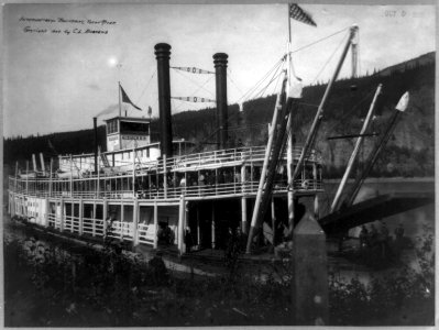 Stern wheel steamboat Susie on Yukon River-International boundary marker in foreground LCCN97508271 photo