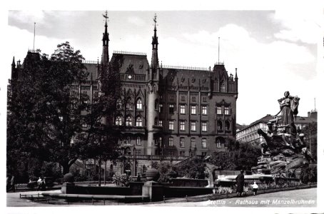 Stettin Rathaus mit Manzelbrunnen 2 a