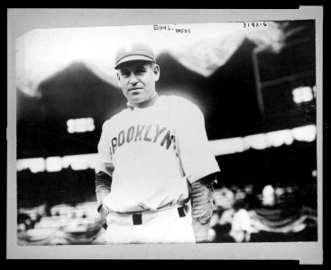 Steve (Louis Richard) Evans, Brooklyn (Federal League) baseball player, half-length portrait, standing, facing front, wearing baseball uniform LCCN2003689078