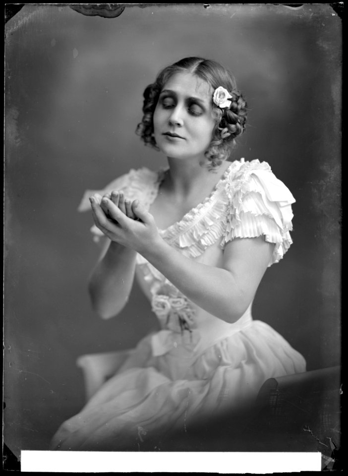 Stina Hedberg, rollporträtt - SMV - GH073