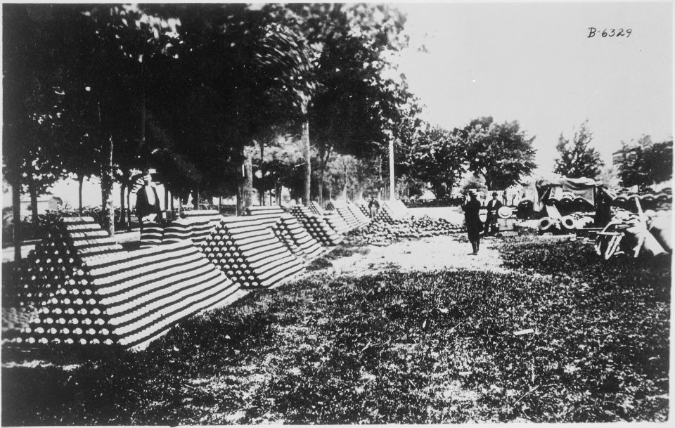 Stockpiles of cannonballs - NARA - 530396