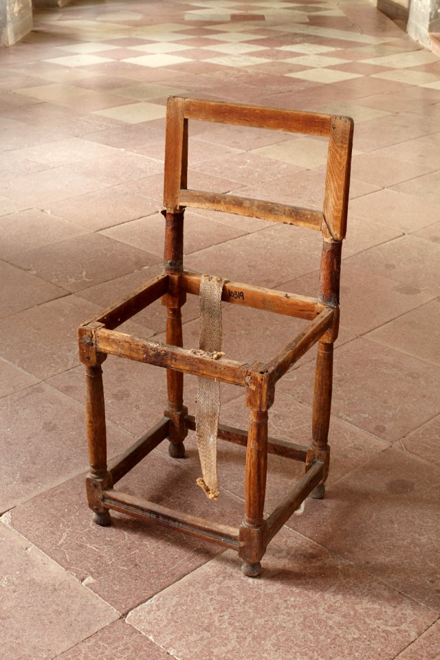 Stol av ek från 1650-talet cirka - Skoklosters slott - 98210
