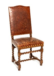 Stol av svarvat och bonat valnötsträ, klädda med pressat kalvskinn, 1897-1898 - Hallwylska museet - 108458