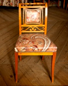 Stol av ljus bonad björk. 1820-1850 - Skoklosters slott - 92446