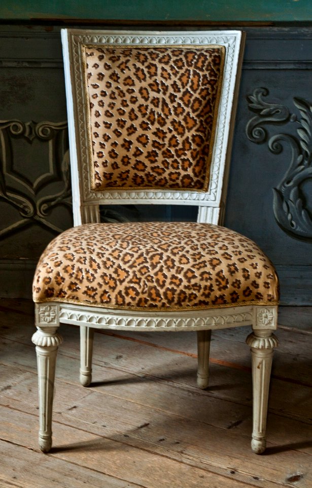 Stol med leopardmönstrat tyg - Skoklosters slott - 92412