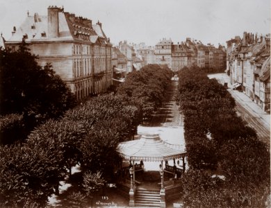 Strasbourg, place Broglie avec kiosque à musique vers 1865