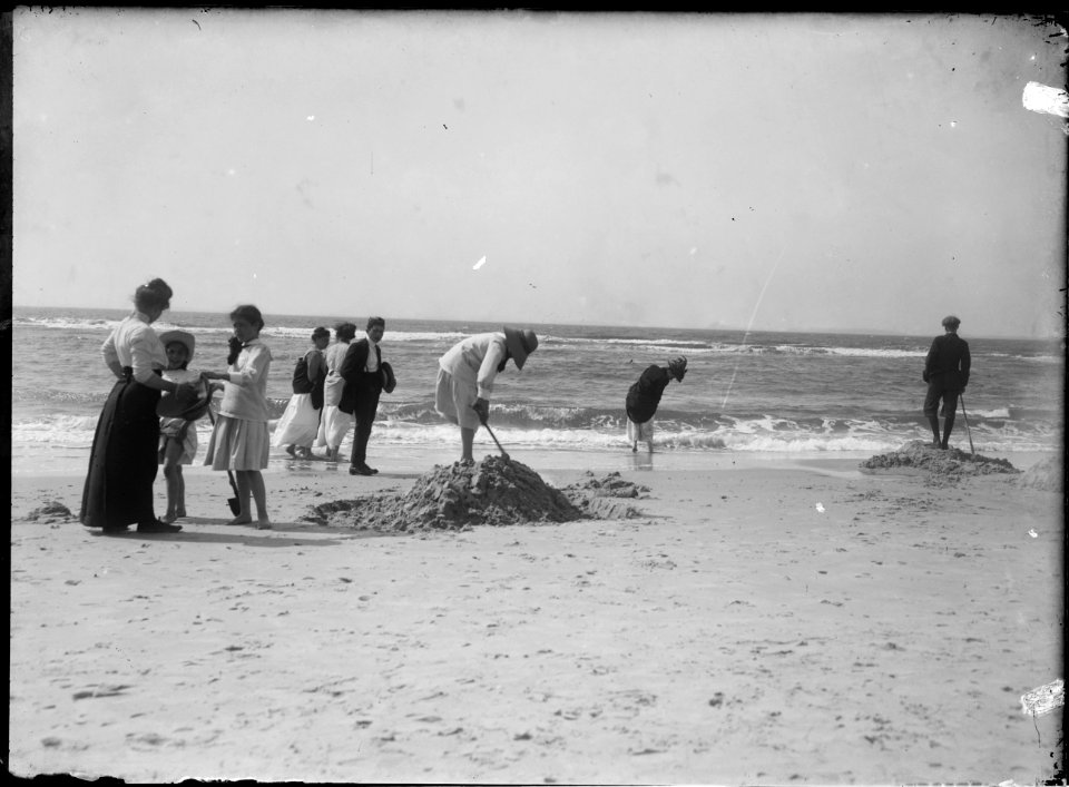 Strandgezicht - Regionaal Archief Alkmaar - FO1400106