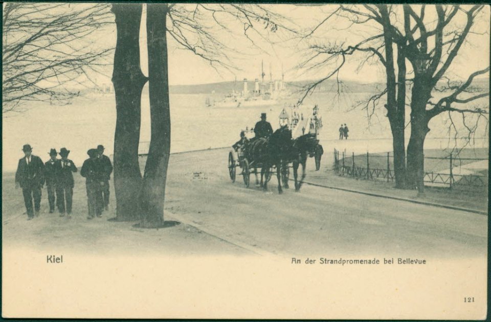 Strandweg, Ecke Lindenallee (Kiel 82.790)