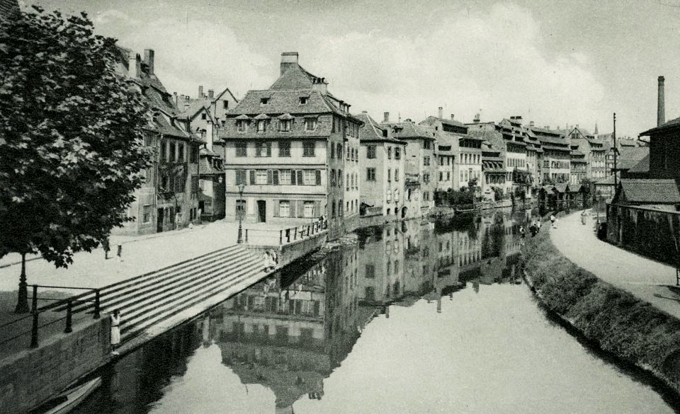 Strasbourg-Le Wasserzoll et vue de la Petite France (1937)