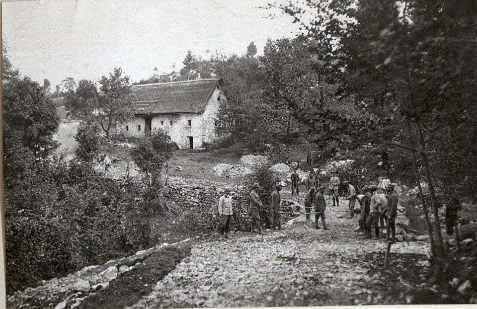 Strassenbau bei Draga (BildID 15605816)