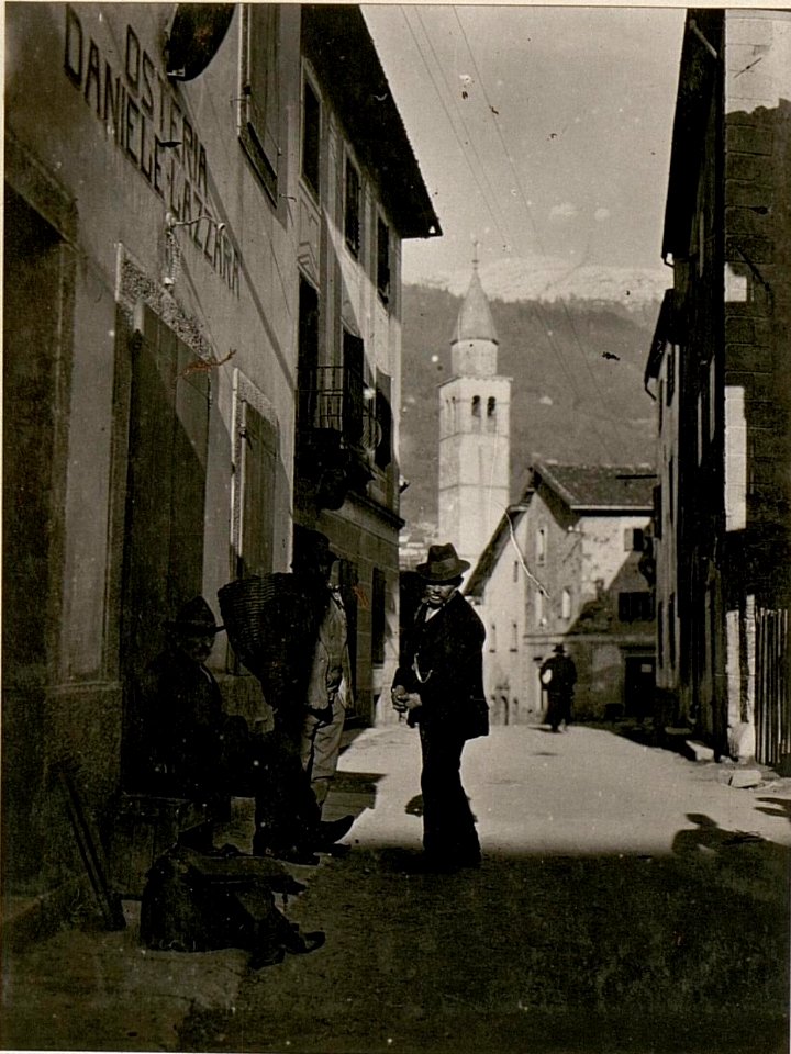 Strassenbild in Paluzza. (BildID 15508312)