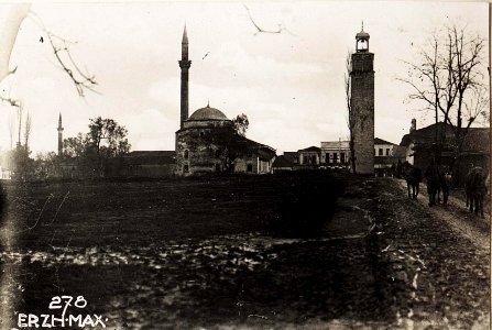Strasse in Tirana. (BildID 15571771)