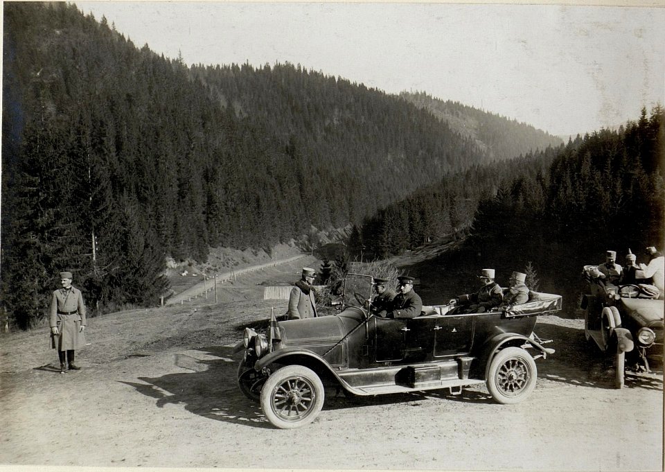 Strasse über den Tölgyes Pass 14.11.16. (BildID 15549341)