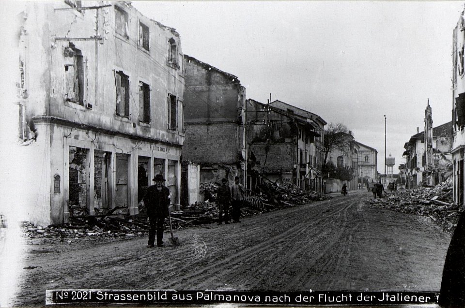 Strassenbild aus Palmanova nach der Flucht der Italiener -- (BildID 15610975)