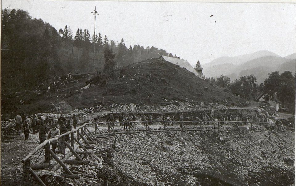 Strassenbau bei Draga (BildID 15605837)