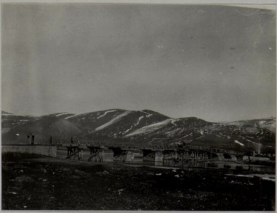 Strassenscenen in Mitrovica. Aufgenommen im Jänner 1916. (BildID 15454489) photo
