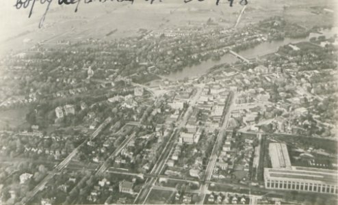 Stratford Ontario from the Air (HS85-10-36498)