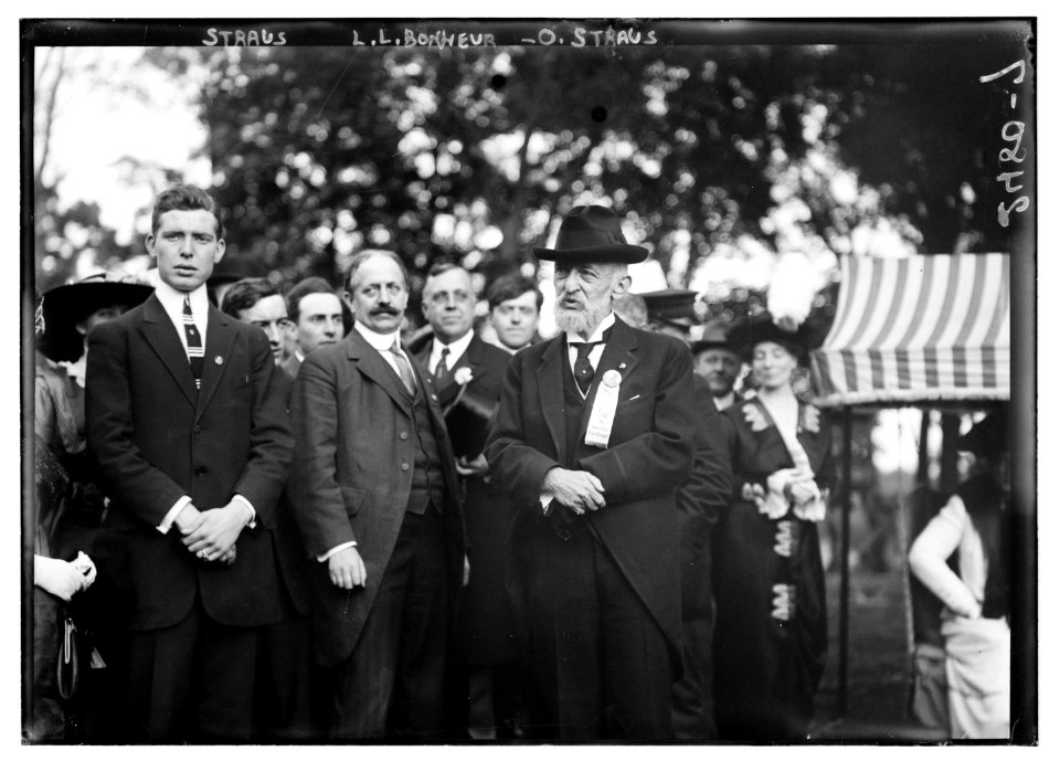 Straus, L.L. Bonheur, O. Straus LCCN2014691260