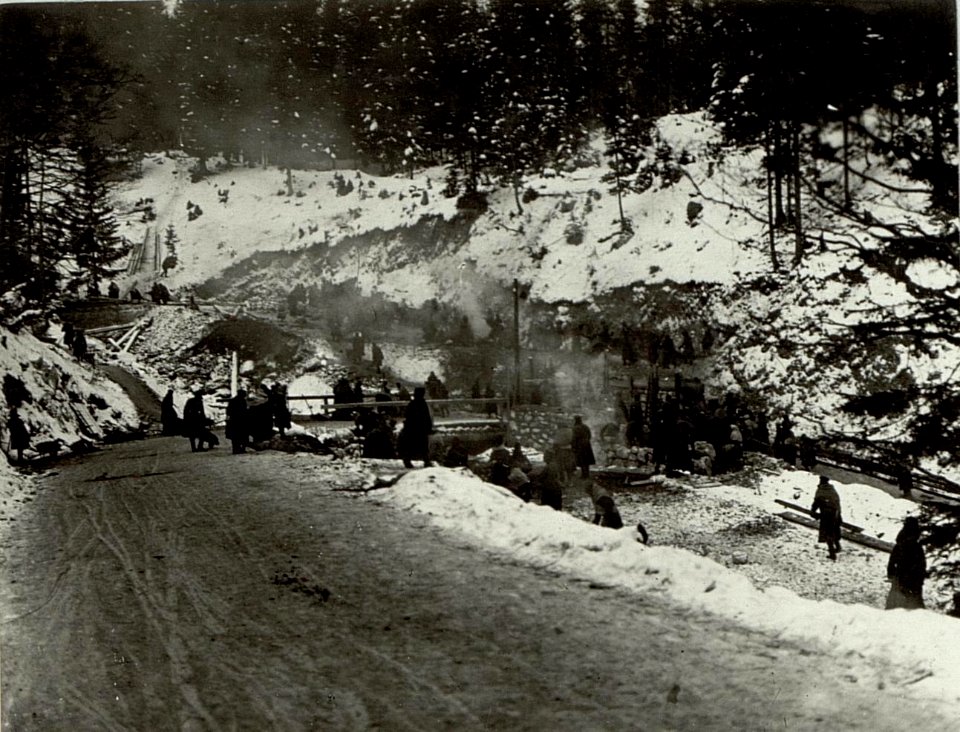 Straßenumlegung vor der Rimlhütte. (BildID 15464404)