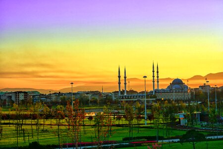 City horizontal sunrise